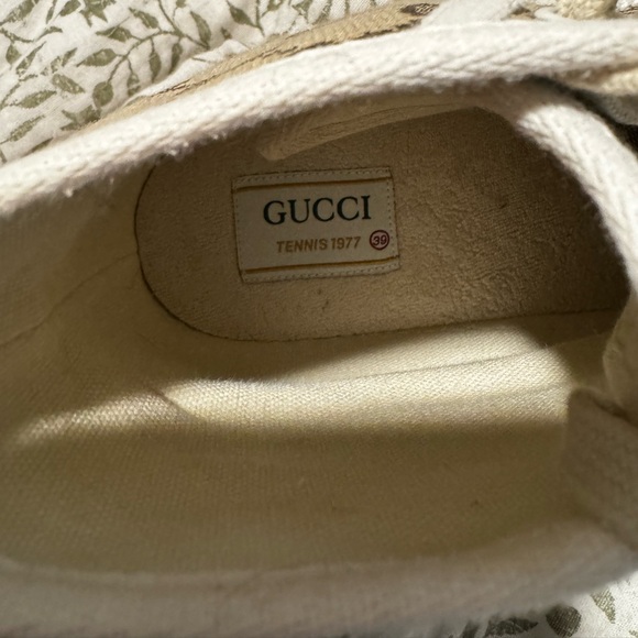 Gucci Tennis Shoes - Picture 8 of 10